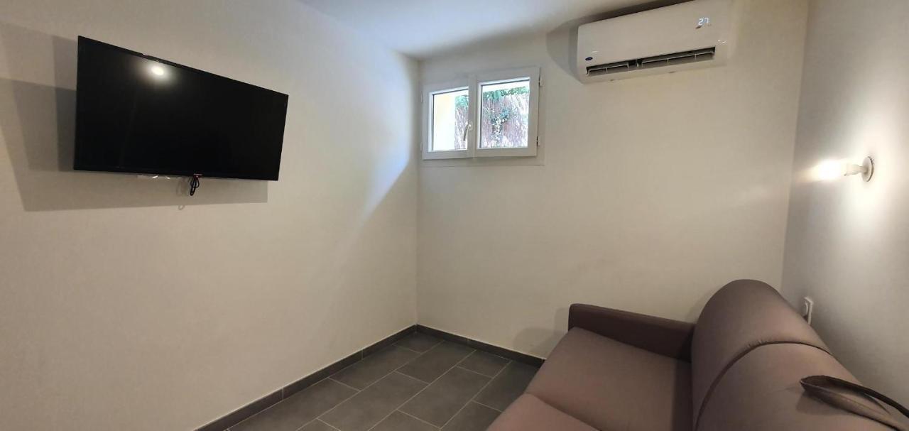 Valrose Apartment Nisa Exterior foto