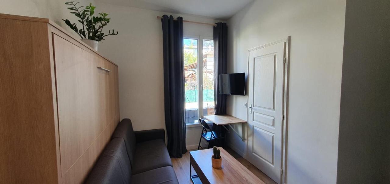 Valrose Apartment Nisa Exterior foto